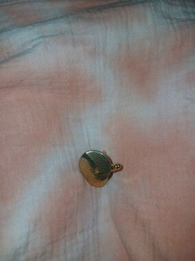 Vintage Gold Tone Round Clip-On Earring - Gold